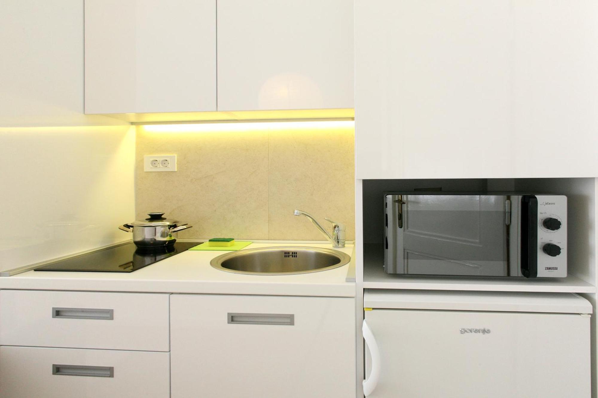 Center Apartment *