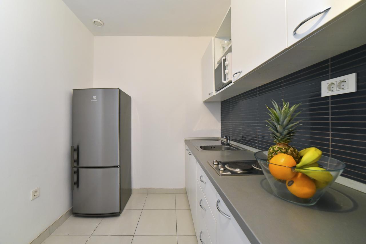 Center Apartment *